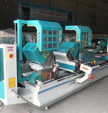 MÁY CẮT NHÔM CNC CỐ ĐỊNH MỚI NHẤT – HHC VINATECH