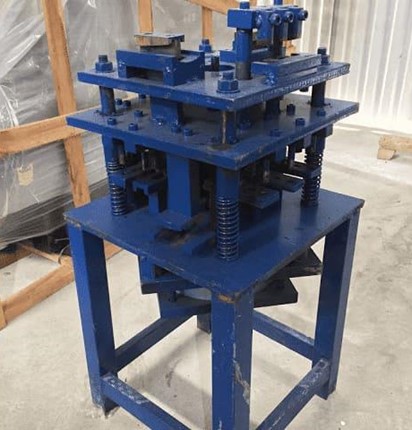 MÁY ĐỘT DẬP VP 17 DAO KHÍ